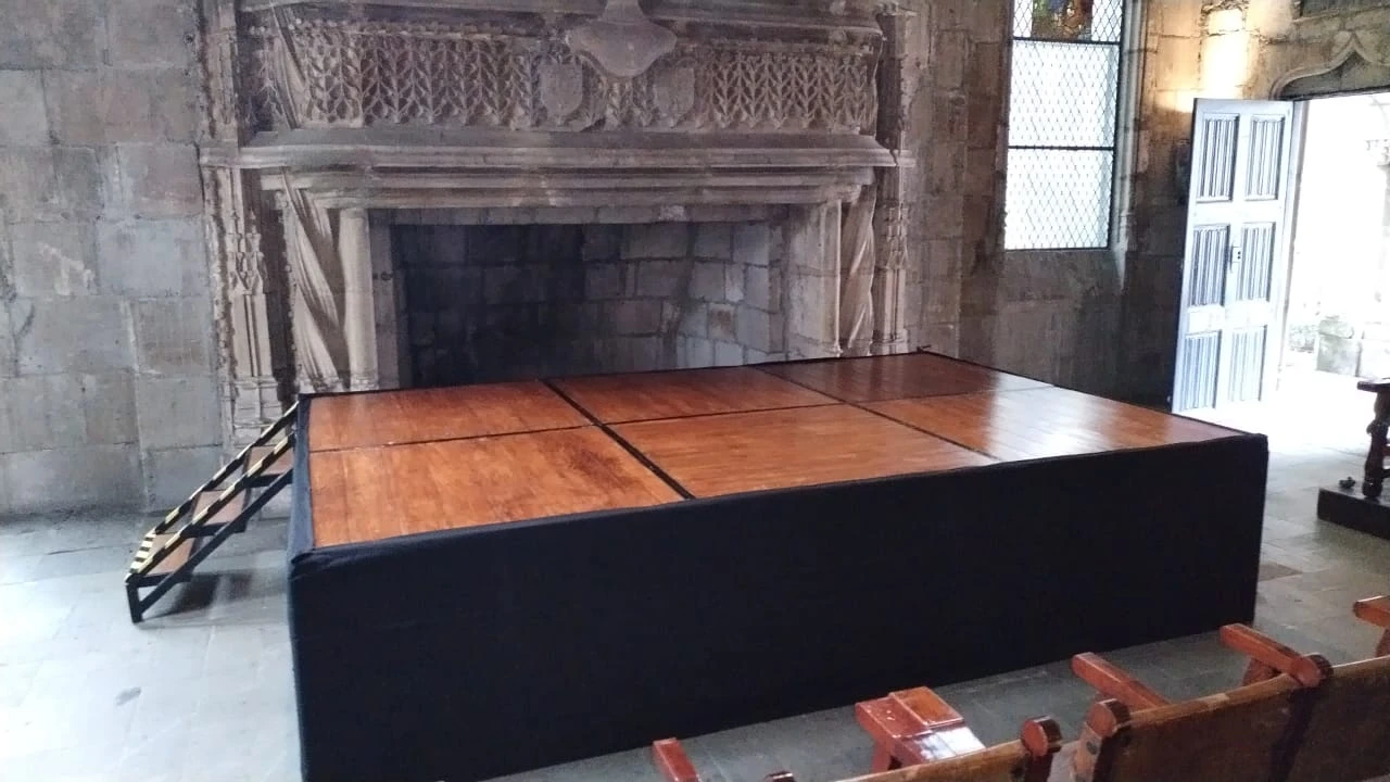 Templete de Madera Fina